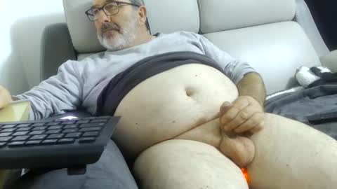 Snapshot of babacool96 chatting on November 6, 11:48 pm babacool 96 online show from November 6, 11:48 pm