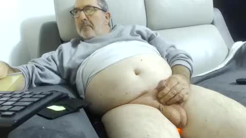 Snapshot of babacool96 chatting on November 8, 11:14 pm babacool 96 online show from November 8, 11:14 pm