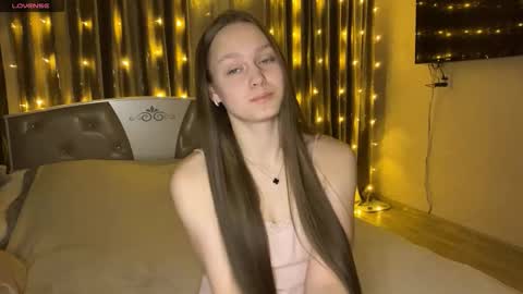 Anny Simpson online show from December 3, 7:12 pm