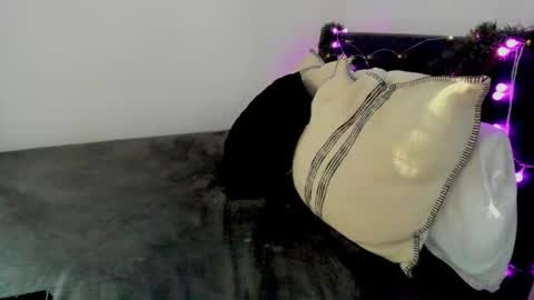 Snapshot of babielynn chatting on December 17, 2:45 pm BabieLynn online show from December 17, 2:45 pm