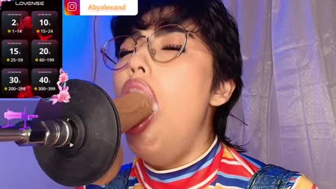 Snapshot of baby_alexx chatting on December 12, 9:30 am Alexandra followme on instragram abyalexand online show from December 12, 9:30 am