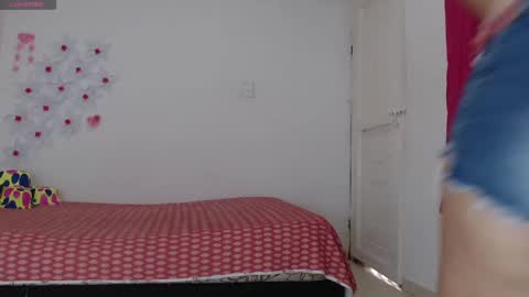 Snapshot of baby_candy22 chatting on December 13, 2:38 pm zaleya online show from December 13, 2:38 pm