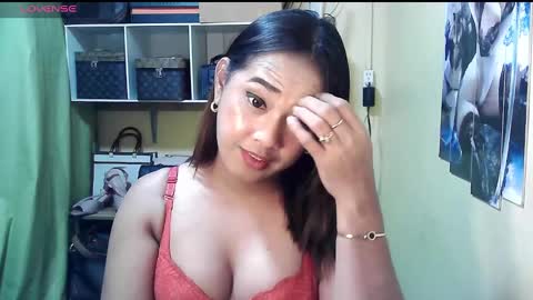 cassandra online show from December 18, 11:13 am