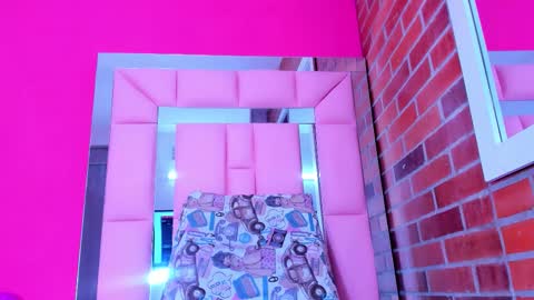 Snapshot of baby_doll_xoxo chatting on February 21, 8:32 pm Baby online show from February 21, 8:32 pm