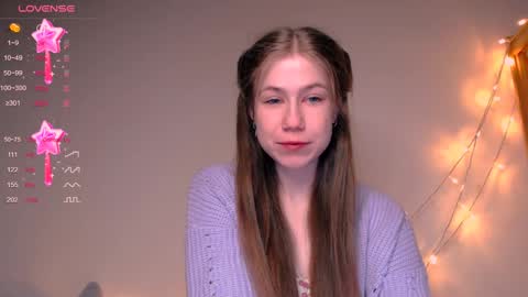 Snapshot of baby_girl_0001 chatting on January 20, 11:43 pm Kira online show from January 20, 11:43 pm