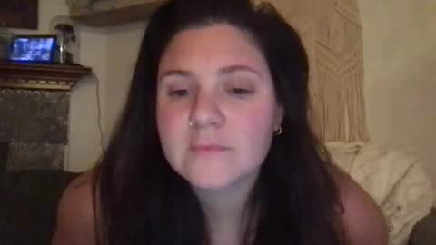 Snapshot of baby_girl_93 chatting on December 17, 8:09 am baby_girl_93 online show from December 17, 8:09 am