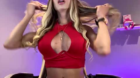 Snapshot of baby_golden chatting on October 15, 2:33 am Jhoana Franco online show from October 15, 2:33 am