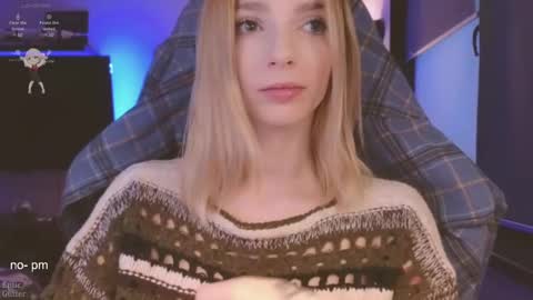 Snapshot of baby_gopn1k chatting on February 21, 5:02 am baby gopn1k online show from February 21, 5:02 am