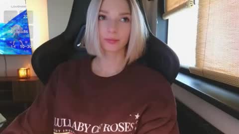 Snapshot of baby_gopn1k chatting on October 3, 5:15 am baby gopn1k online show from October 3, 5:15 am