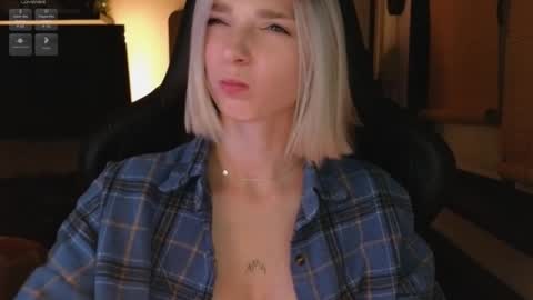 Snapshot of baby_gopn1k chatting on October 30, 5:02 pm baby gopn1k online show from October 30, 5:02 pm