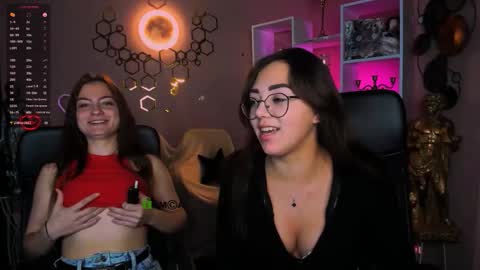 Snapshot of baby_hotte chatting on November 20, 9:20 am baby online show from November 20, 9:20 am