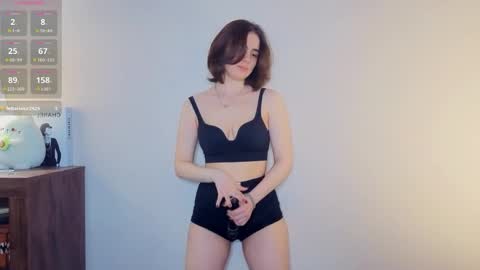 Snapshot of baby_is_ready chatting on May 16, 7:27 am Emily online show from May 16, 7:27 am