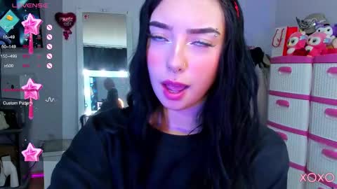lily online show from September 11, 2:50 pm