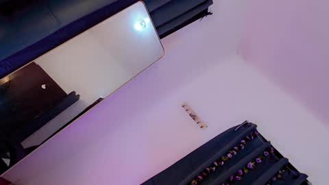 Snapshot of baby_monica18 chatting on January 25, 10:29 am Goddess Monica online show from January 25, 10:29 am