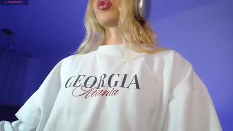 Snapshot of baby_nyx1 chatting on December 19, 3:13 am NYX online show from December 19, 3:13 am