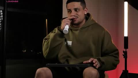 baby_rausch online show from March 15, 8:53 am