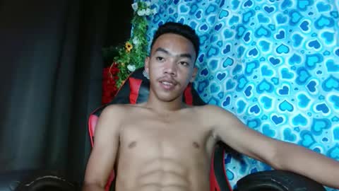 Snapshot of baby_razell chatting on February 25, 6:09 pm baby_razell online show from February 25, 6:09 pm