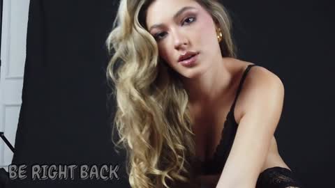  Baby Sammyy  online show from September 27, 8:14 pm