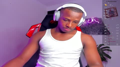 Snapshot of baby_smith chatting on December 11, 2:41 am FOLLOW ME online show from December 11, 2:41 am