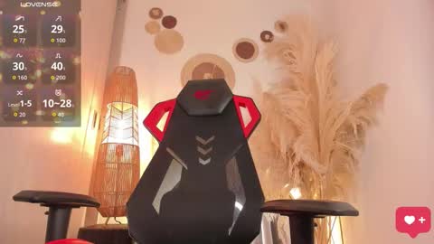 Snapshot of baby_smith chatting on December 2, 2:39 am FOLLOW ME online show from December 2, 2:39 am