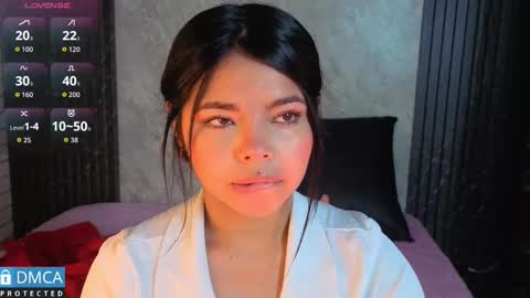 Snapshot of baby_sweet2010 chatting on February 23, 2:31 am baby_sweet2010 online show from February 23, 2:31 am