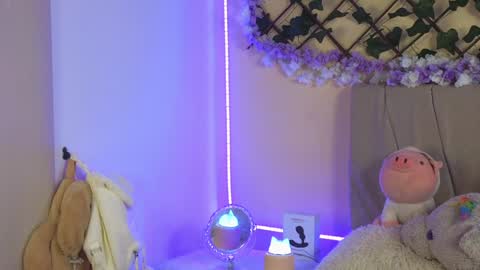 Snapshot of baby_xian chatting on February 5, 1:47 am Dani online show from February 5, 1:47 am