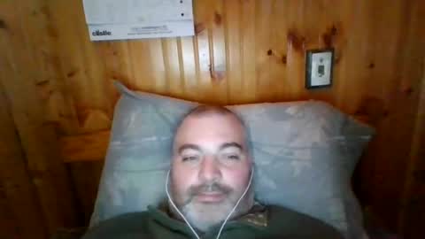 Snapshot of babybaby83 chatting on March 2, 5:25 pm Darren online show from March 2, 5:25 pm