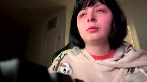 Snapshot of babyblue0194 chatting on October 4, 10:35 am babybray online show from October 4, 10:35 am