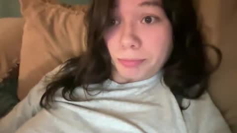 ava online show from April 21, 2:51 am