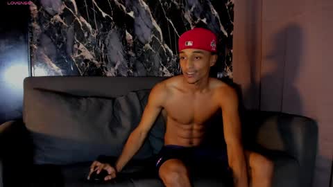 babycam23_ online show from March 24, 2:44 pm