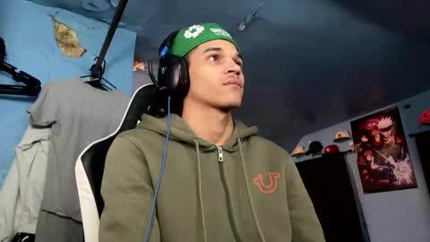 babyD online show from December 6, 4:25 am