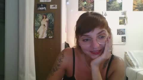 Snapshot of babydemon6 chatting on January 8, 12:06 am babydemon6 online show from January 8, 12:06 am