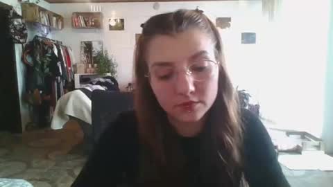 babydemon6 online show from October 28, 1:47 pm