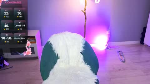 Snapshot of babydi_ chatting on February 28, 3:04 am hiii honey im Diana 3 online show from February 28, 3:04 am