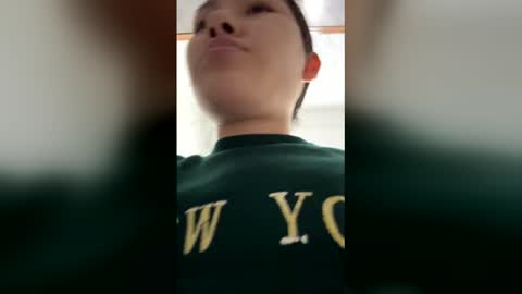 Snapshot of babydoll1022 chatting on November 30, 9:19 pm babydoll1022 online show from November 30, 9:19 pm