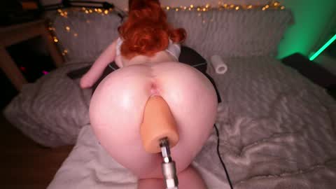 Snapshot of babydoll_laura chatting on October 29, 4:20 pm babydoll_laura online show from October 29, 4:20 pm