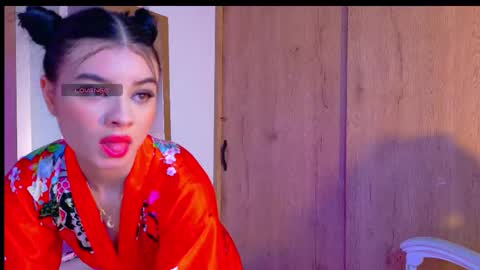 Snapshot of babydollvibes chatting on December 4, 6:38 pm mia online show from December 4, 6:38 pm