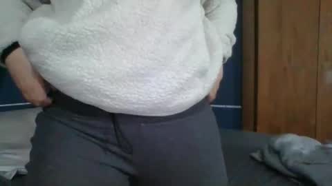 Your Highness Elle online show from December 4, 2:53 am