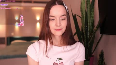 Kira online show from April 13, 9:20 pm