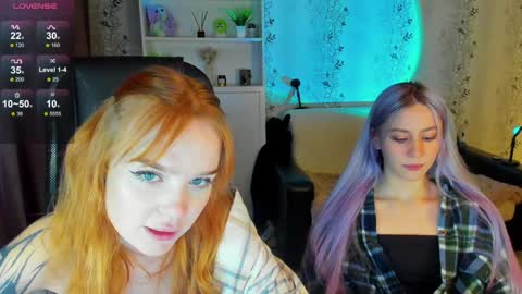 Snapshot of babyfoxyy chatting on December 6, 11:00 am maddy online show from December 6, 11:00 am