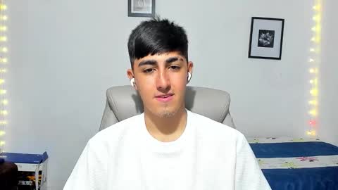 Snapshot of babymaik chatting on November 13, 6:12 am babymaik online show from November 13, 6:12 am