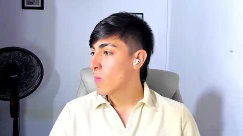 Snapshot of babymaik chatting on December 17, 5:35 am babymaik online show from December 17, 5:35 am