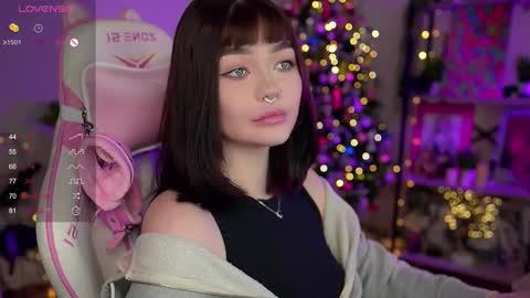 Snapshot of babyroxynill chatting on December 28, 10:55 pm Nika online show from December 28, 10:55 pm