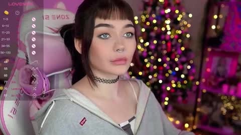 Snapshot of babyroxynill chatting on January 11, 11:13 pm Nika online show from January 11, 11:13 pm