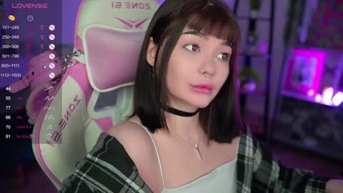 Snapshot of babyroxynill chatting on January 31, 10:42 pm Nika online show from January 31, 10:42 pm