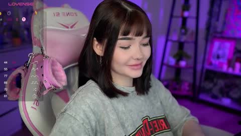 Snapshot of babyroxynill chatting on February 13, 11:47 pm Nika online show from February 13, 11:47 pm