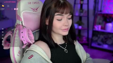 Snapshot of babyroxynill chatting on February 15, 11:03 pm Nika online show from February 15, 11:03 pm