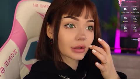 Snapshot of babyroxynill chatting on October 3, 9:45 pm Nika online show from October 3, 9:45 pm