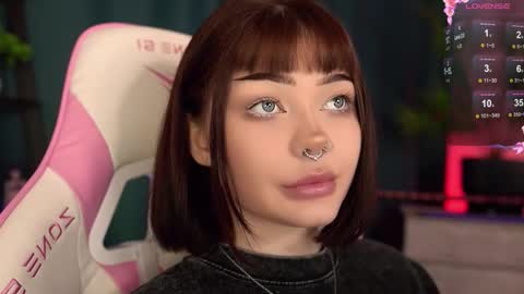 Snapshot of babyroxynill chatting on October 10, 9:36 pm Nika online show from October 10, 9:36 pm