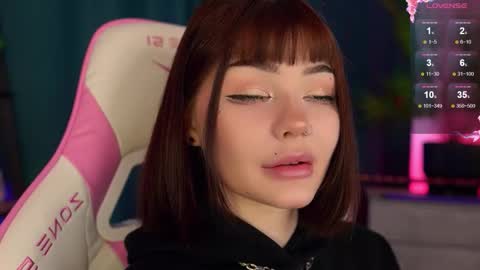 Snapshot of babyroxynill chatting on October 16, 6:14 am Nika online show from October 16, 6:14 am